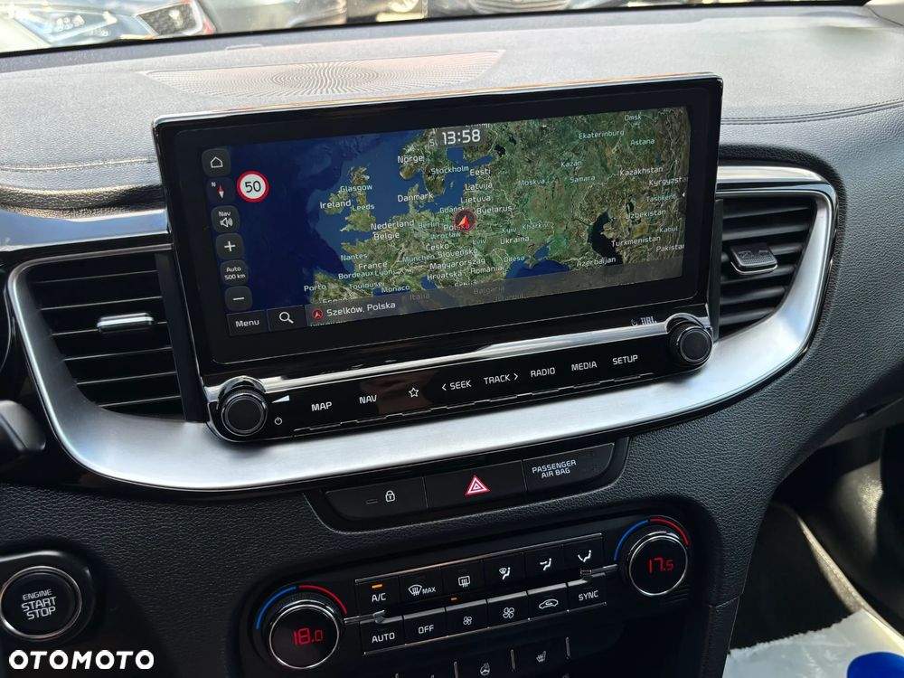 Kia Ceed 1.4 T-GDI L Business Line Plus DCT - 26