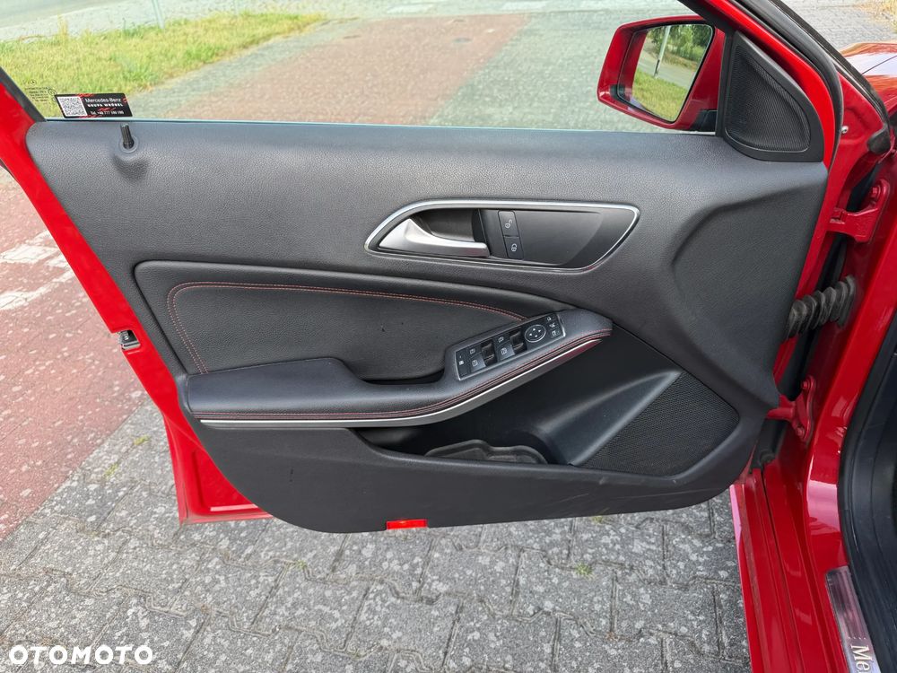 Mercedes-Benz Klasa A 250 4-Matic - 37
