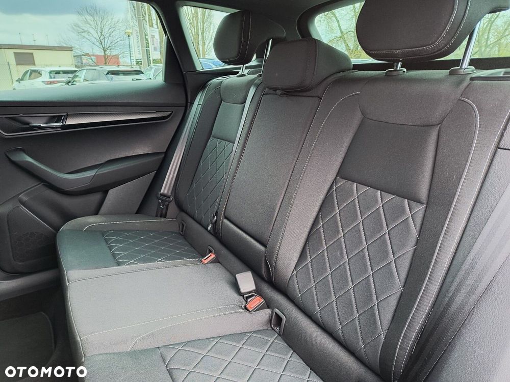 Skoda Karoq 1.5 TSI ACT Sportline DSG - 27