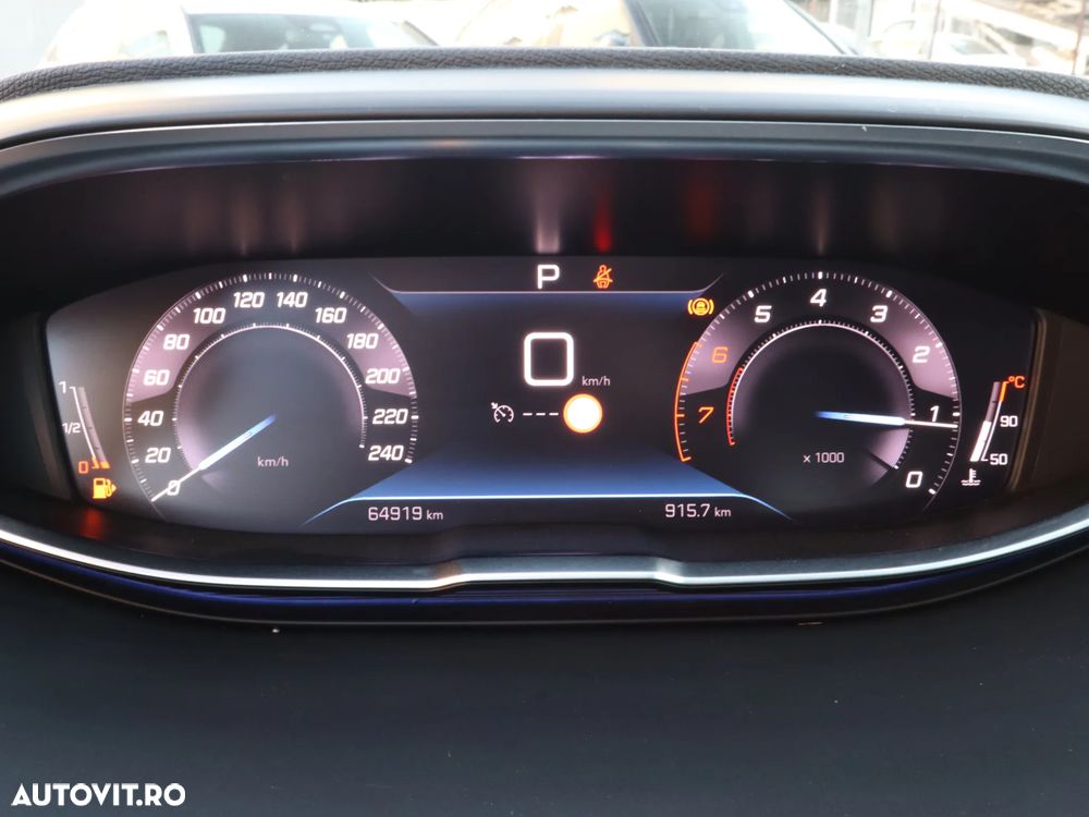 Peugeot 3008 1.2 PureTech 130 EAT8 Allure Pack - 22