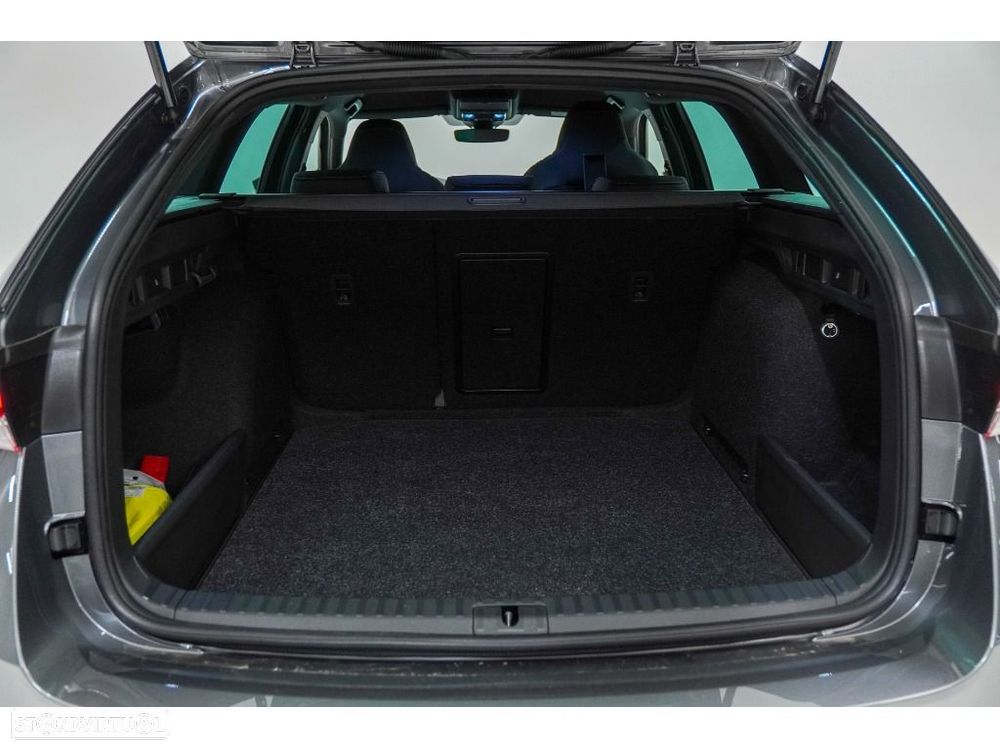 Skoda Octavia Break 2.0 TDI Sportline DSG - 14