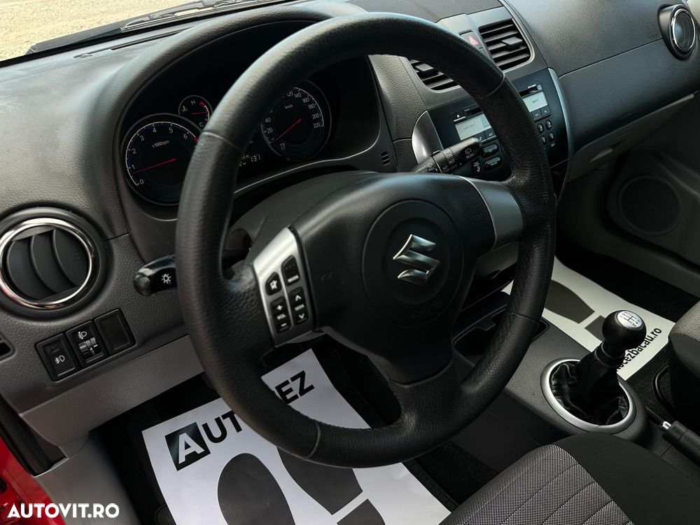 Suzuki SX4 1.6 VVT 4x4 Style - 17