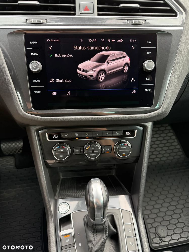 Volkswagen Tiguan - 10