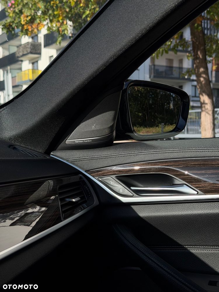 BMW Seria 5 - 22