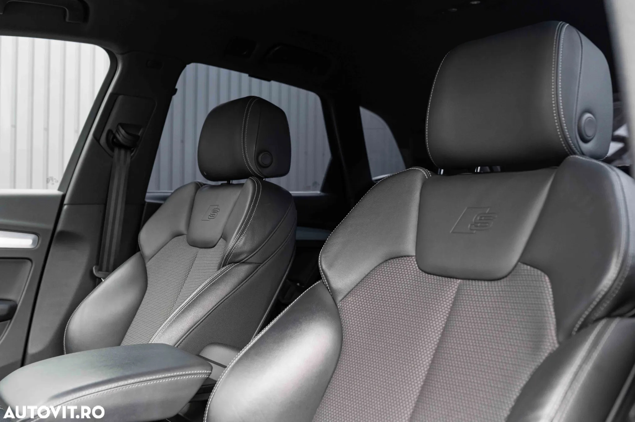 Audi Q5 50 TFSIe quattro S tronic S line - 24