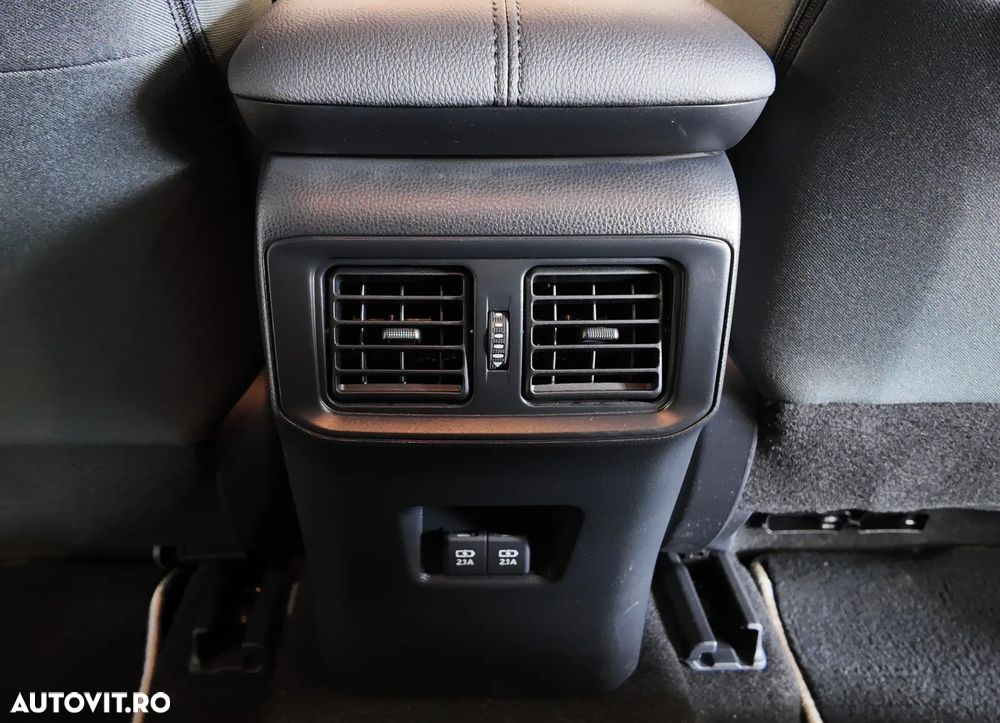 Toyota RAV4 2.5 Hybrid VVT-iE 4x2 Dynamic - 30