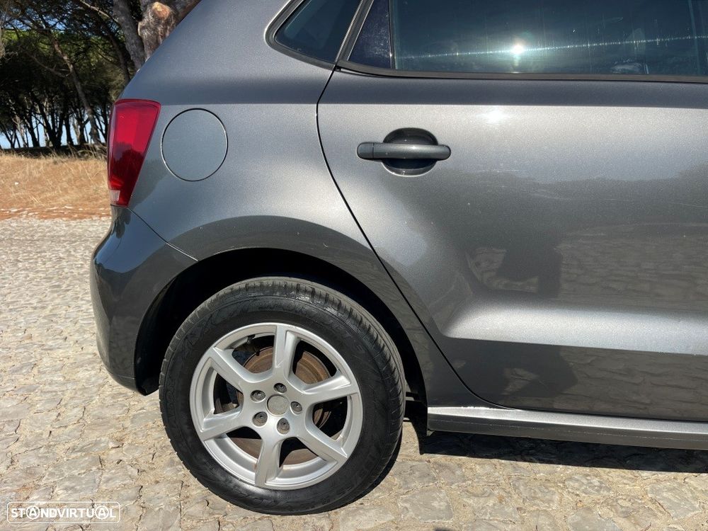 VW Polo 1.2 Confortline - 19