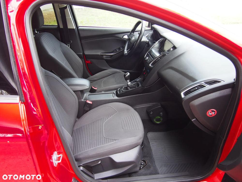 Ford Focus 1.0 EcoBoost ST-Line Red ASS - 26