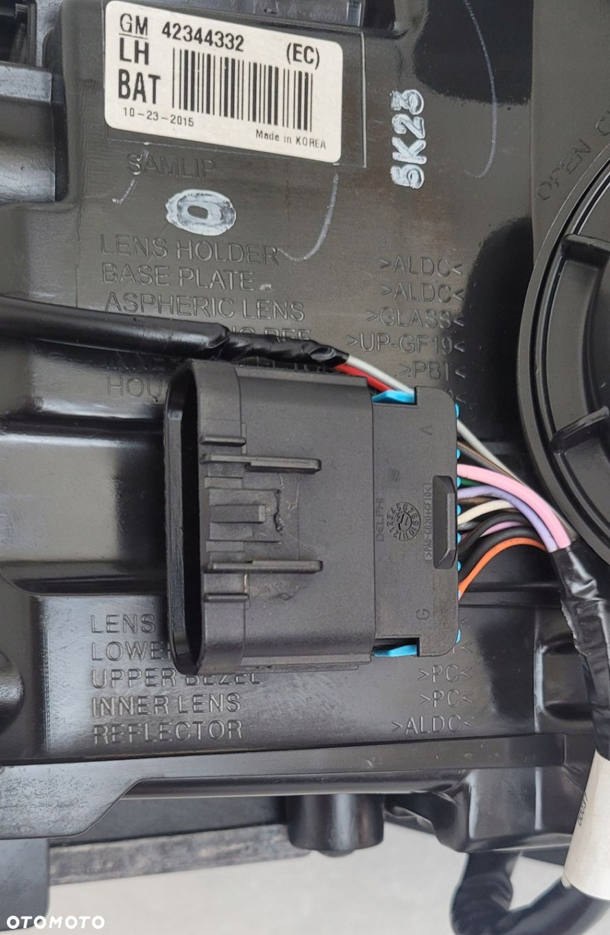 LAMPA LEWA PRZÓD XENON OPEL MOKKA A 2012-2016 42344332 13 PIN - 8