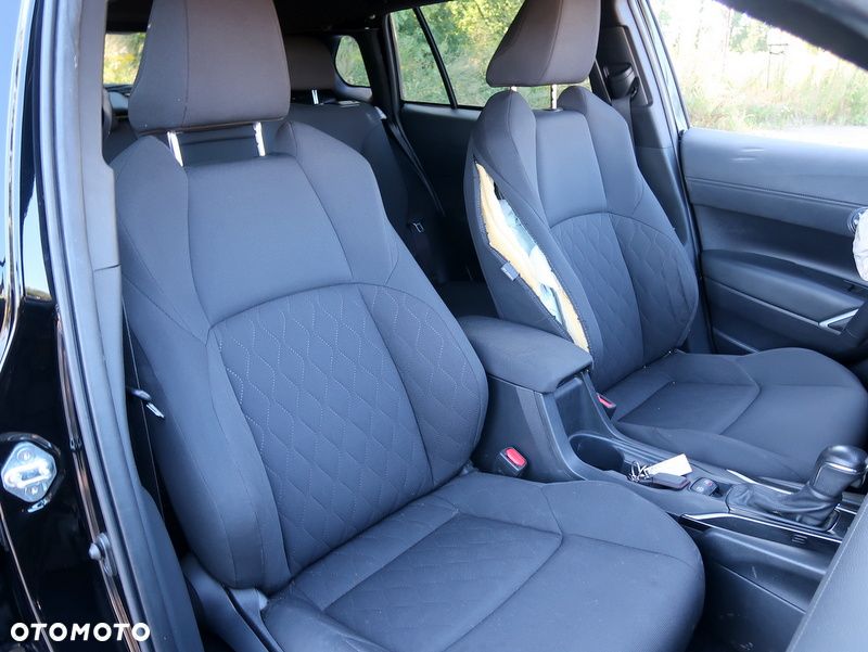 Toyota Corolla Cross 2.0 Hybrid Comfort - 17