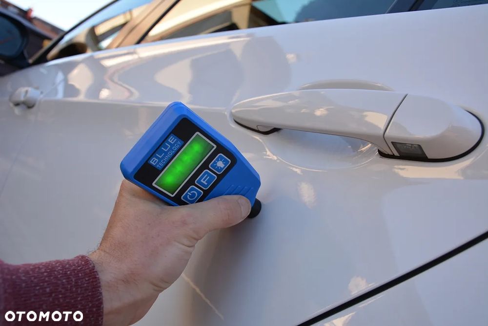 BMW Seria 3 318d DPF Edition Exclusive - 25