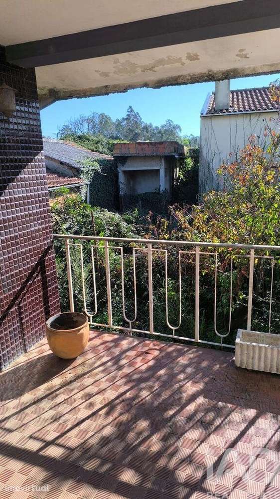 Moradia isolada T3 em São Martinho da Gândara de 255 m2 - Grande imagem: 5/26