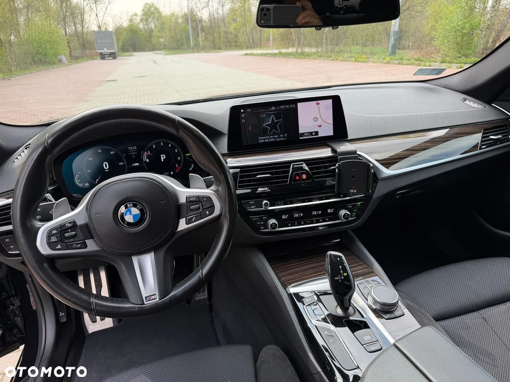 BMW Seria 5 530i xDrive M Sport sport - 13