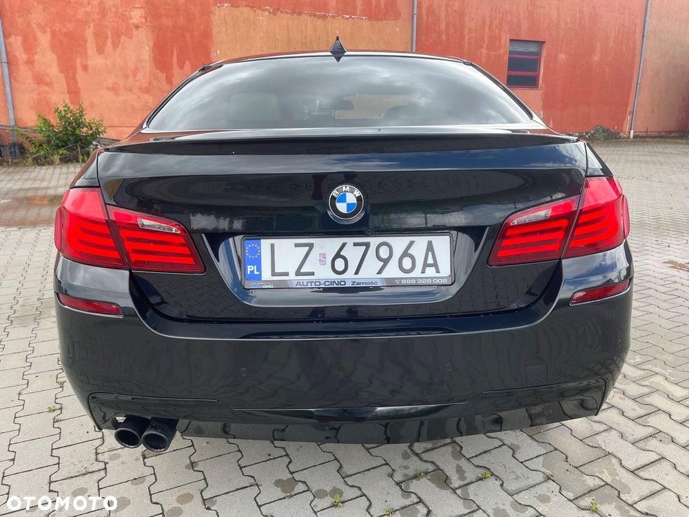 BMW Seria 5 525d - 9