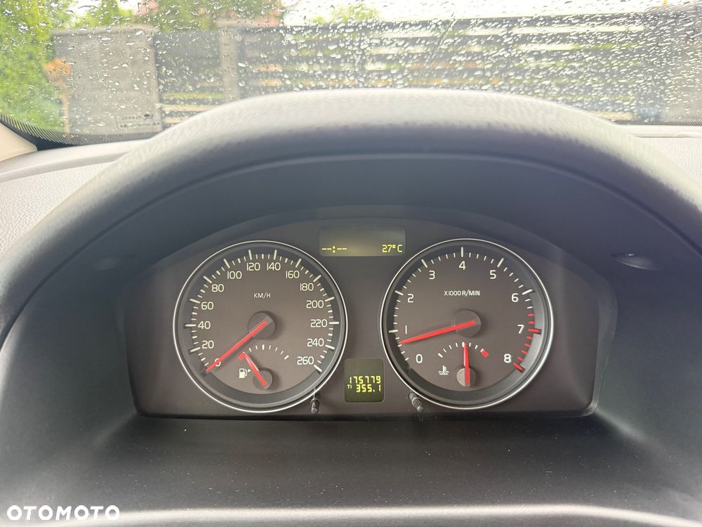 Volvo C70 2.4 Momentum - 23