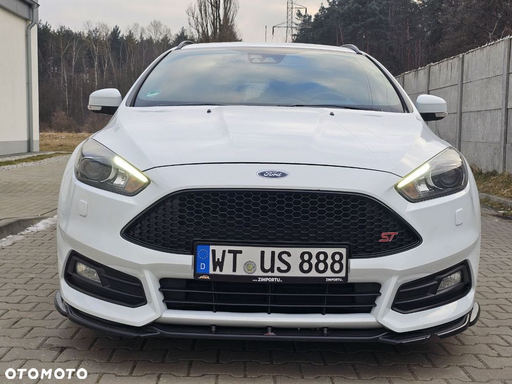 Ford Focus SW ST - 4