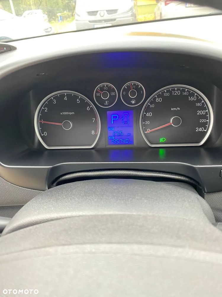 Hyundai i30 ver-1-6-comfort - 8