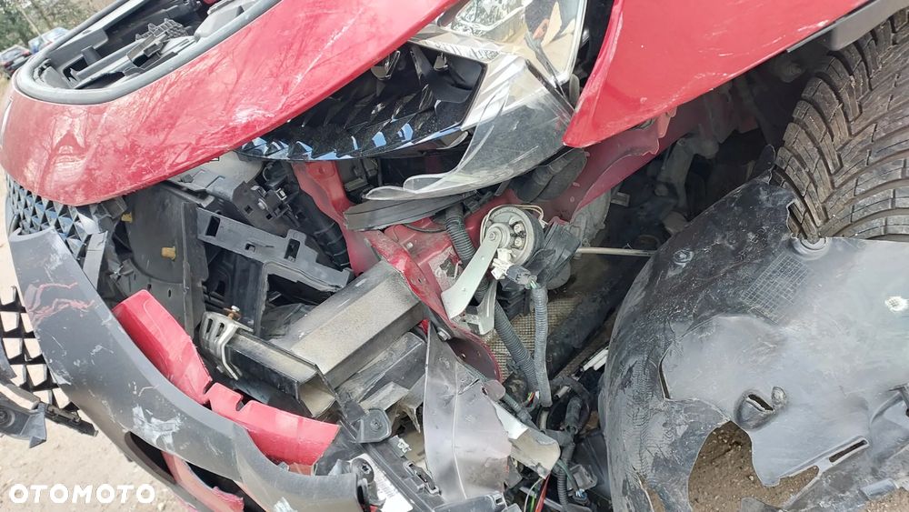 DS Automobiles DS 7 Crossback 1.6 PureTech Performance Line + - 21