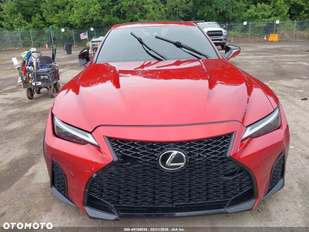 Lexus IS - 8