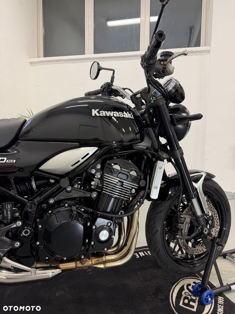 Kawasaki Z 900 RS - 9
