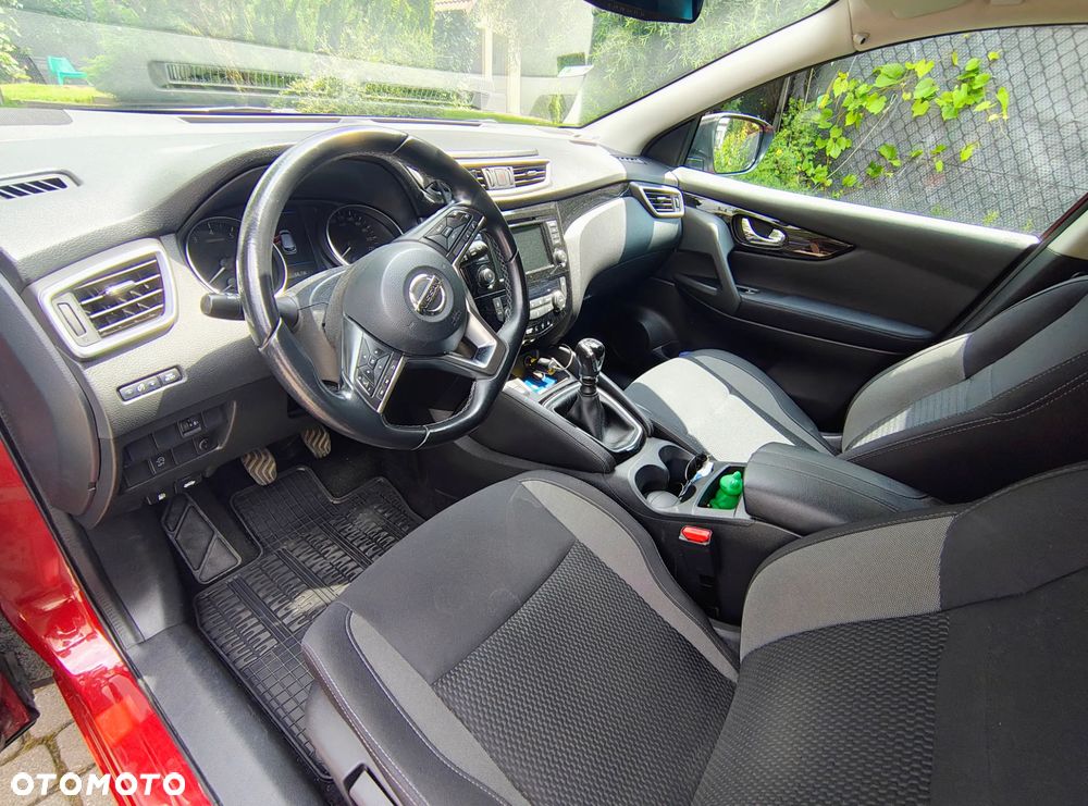 Nissan Qashqai 1.3 DIG-T Acenta EU6d - 8
