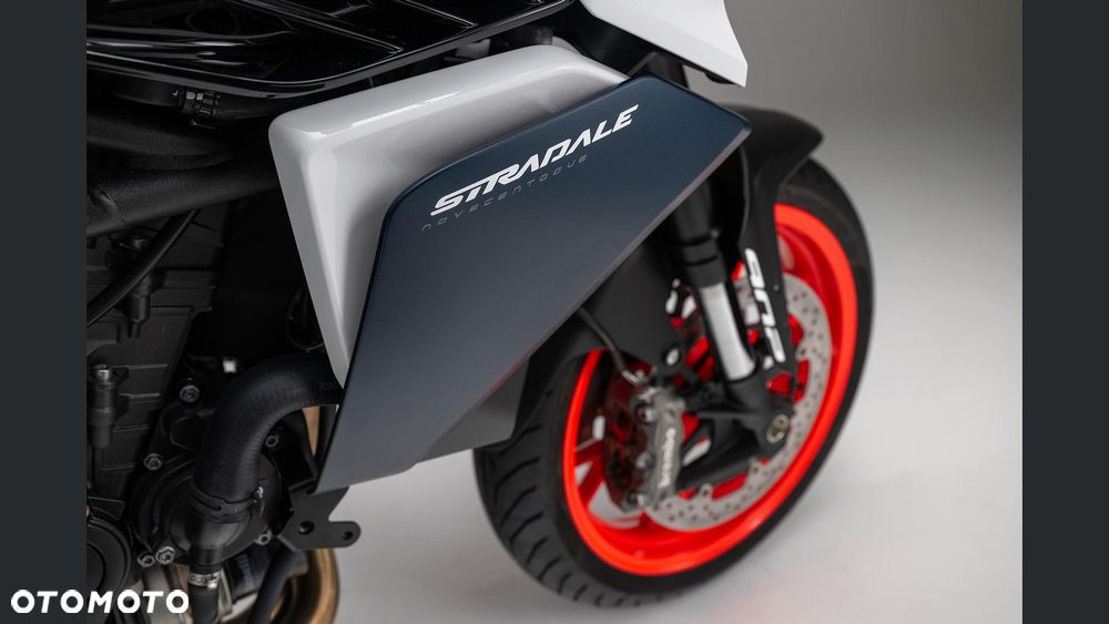 Benelli Inny - 3