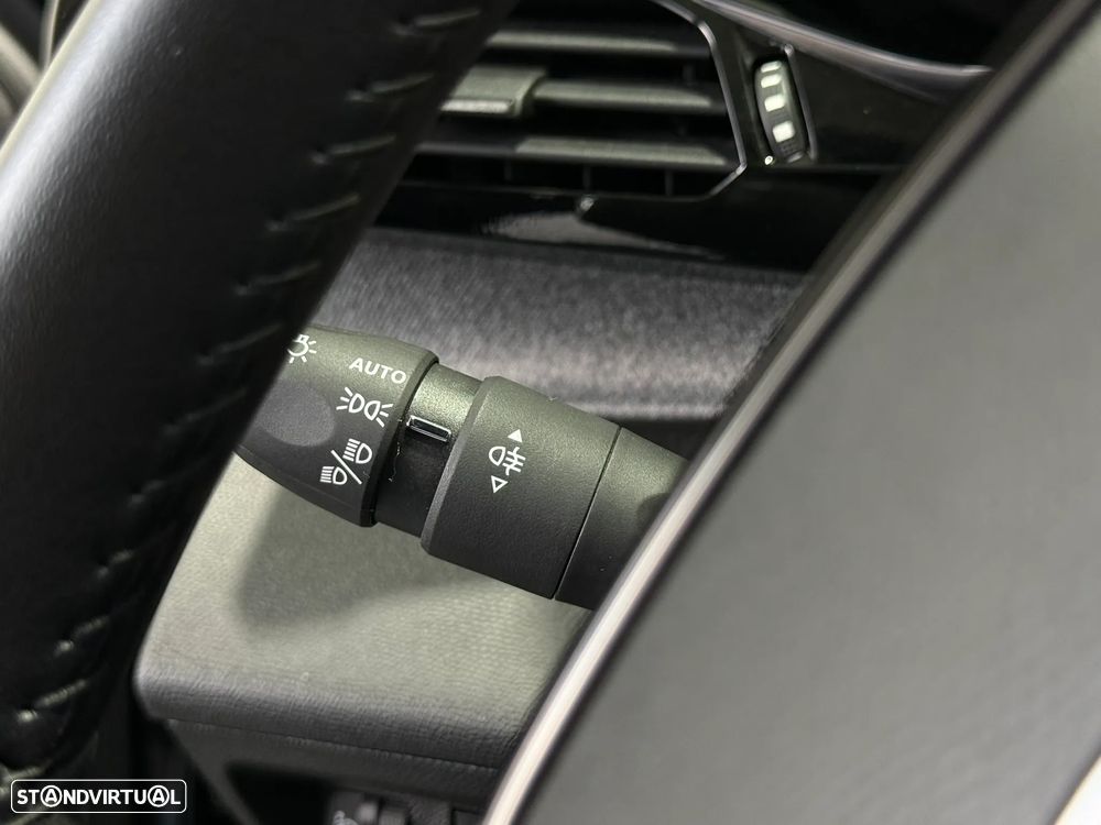 Peugeot 308 SW 1.5 BlueHDi Allure EAT8 - 20