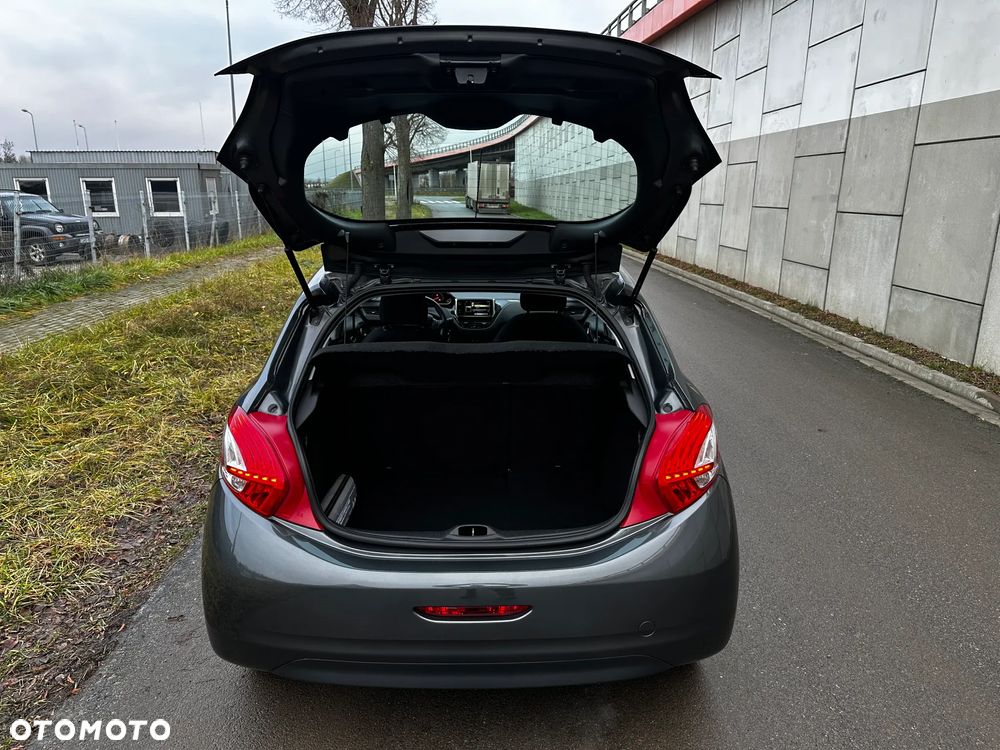 Peugeot 208 82 VTI Active - 13