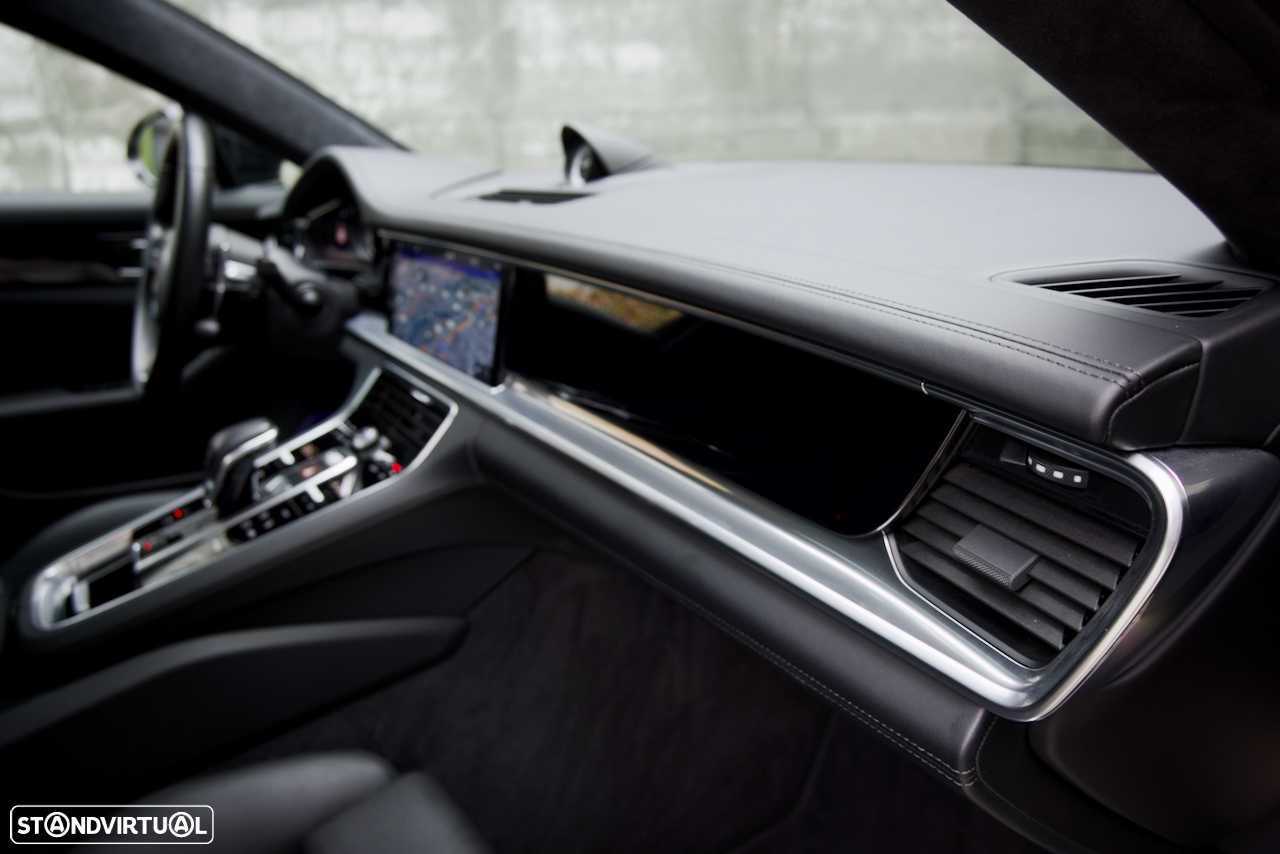Porsche Panamera Turbo S E-Hybrid - 33