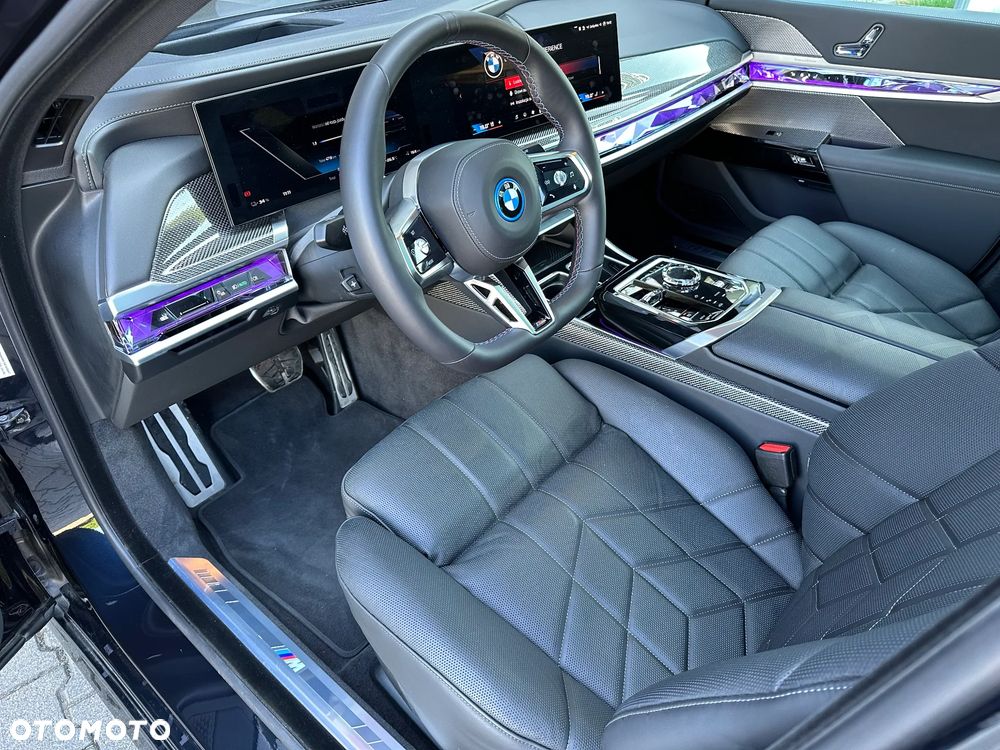 BMW i7 105.7kWh M70 xDrive - 10
