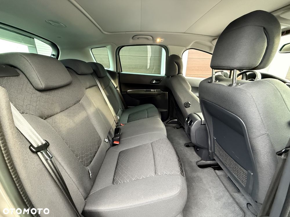 Peugeot 3008 1.6 THP Style - 26