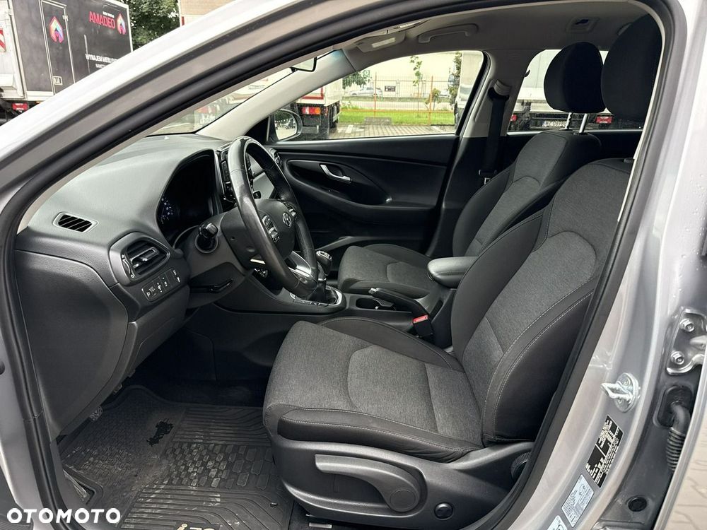 Hyundai i30 1.0 T-GDI Smart - 11