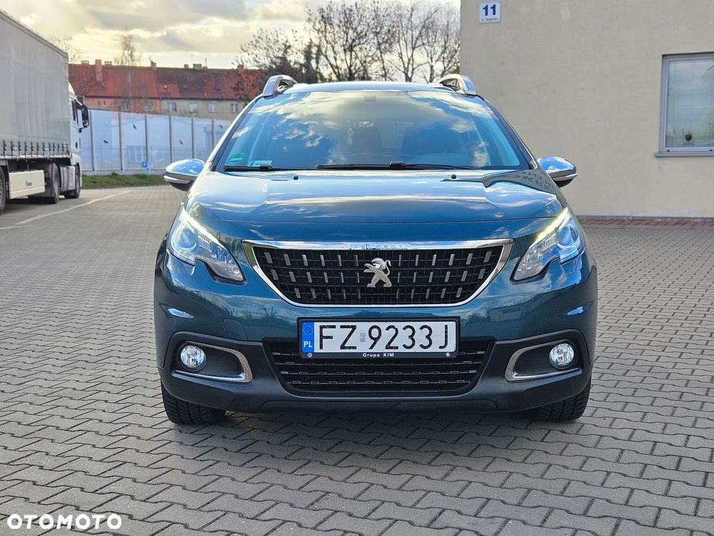 Peugeot 2008 1.2 Pure Tech Style S&S - 12