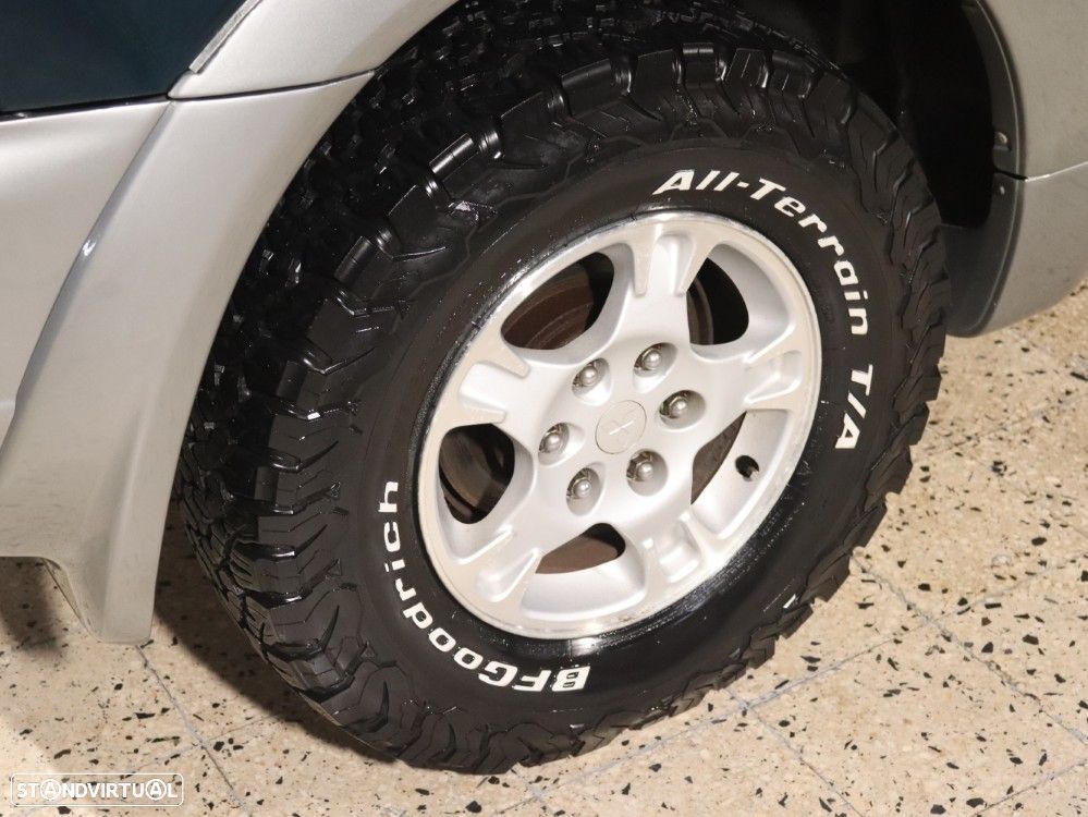 Mitsubishi Pajero 3.2 DI-D GLS ABS - 40