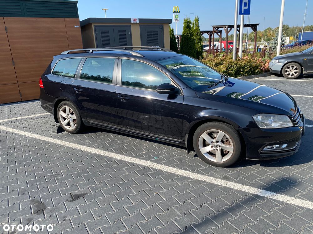 Volkswagen Passat - 20