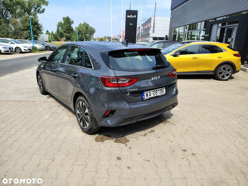 Kia Ceed 1.5 T-GDI M - 4