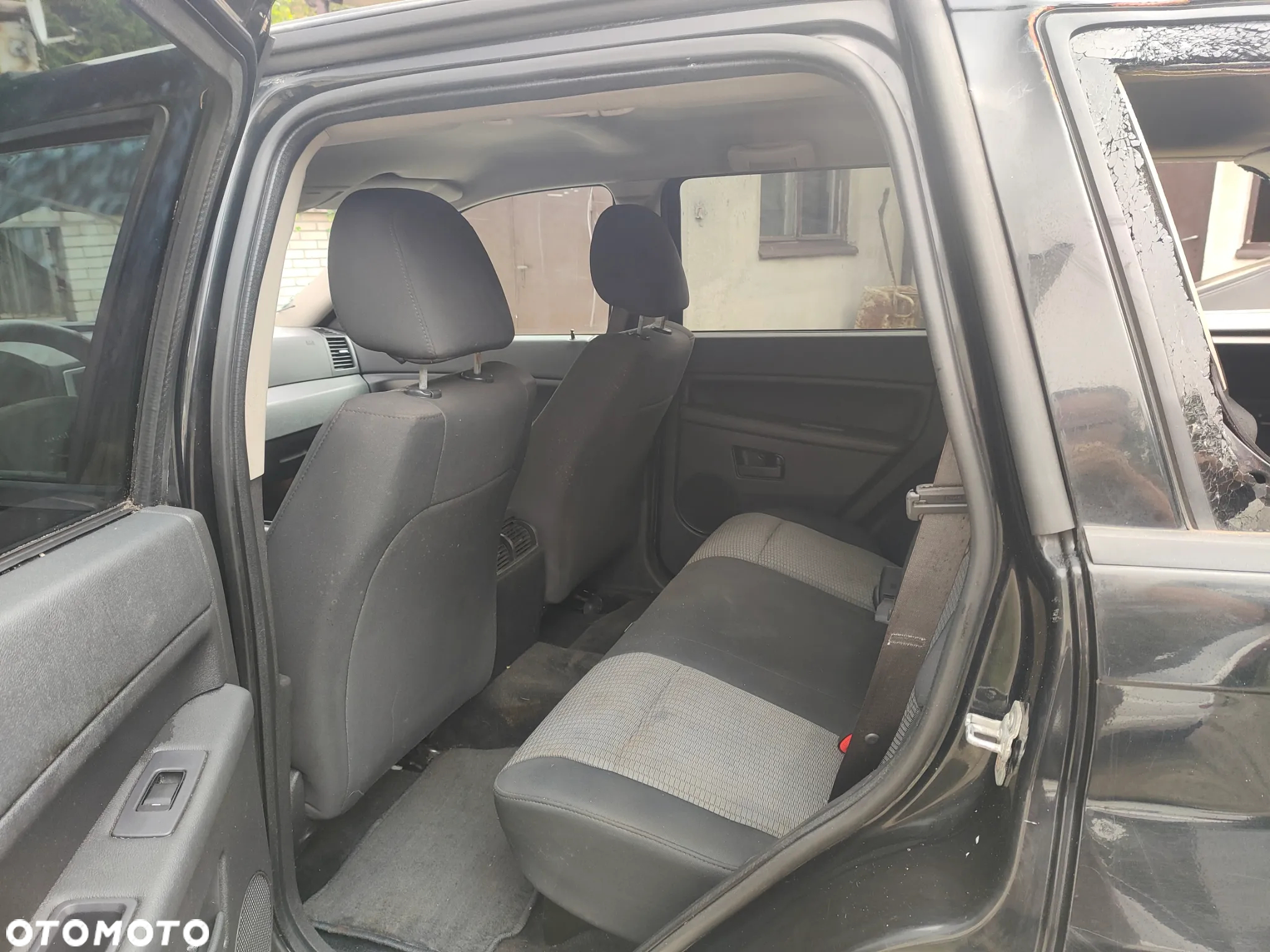 Jeep Grand Cherokee 3.7 4x2 Laredo - 8