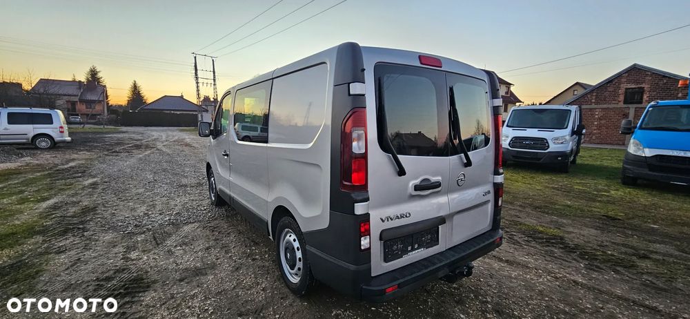 Opel Vivaro - 7