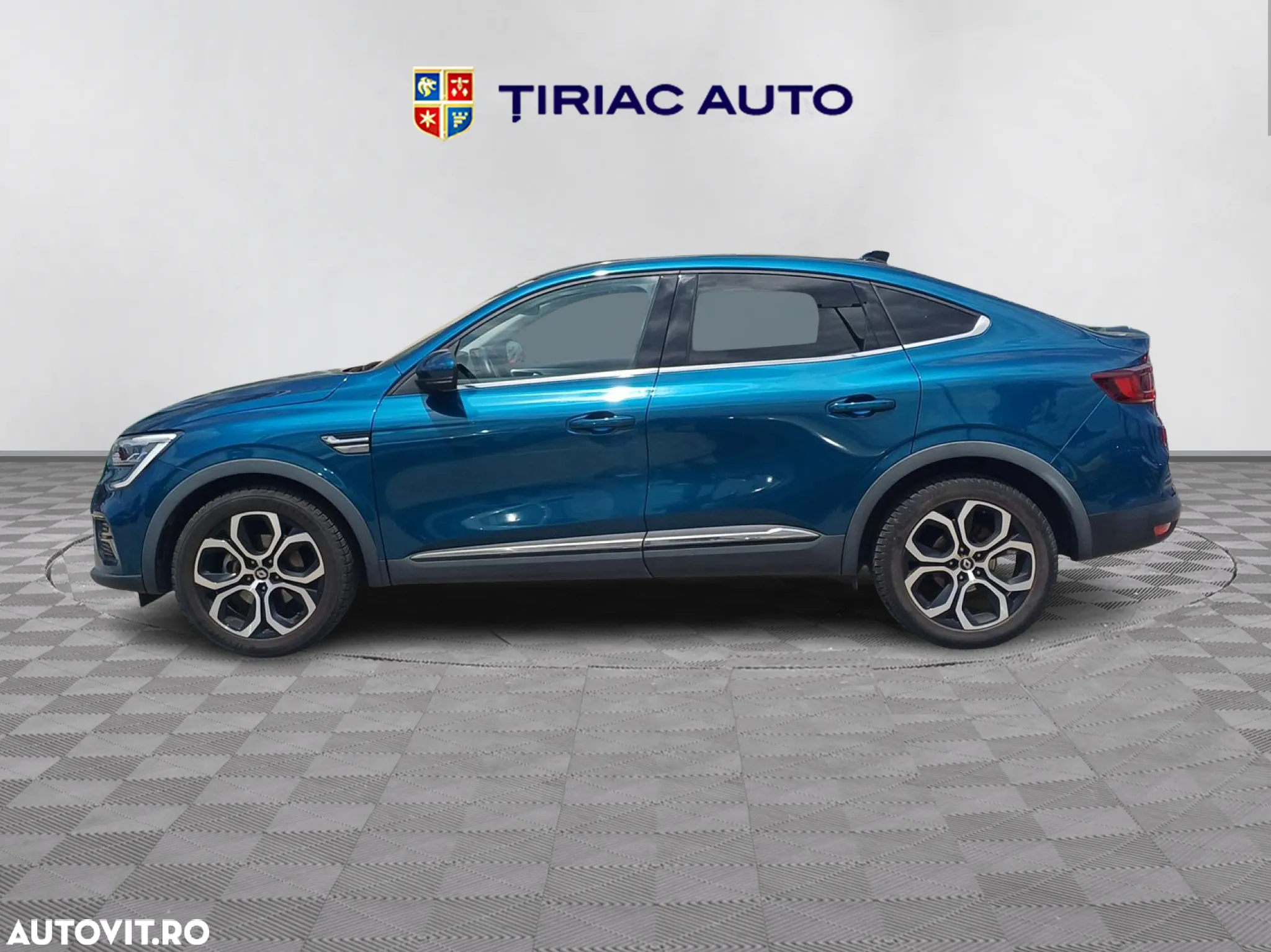 Renault Arkana - 2