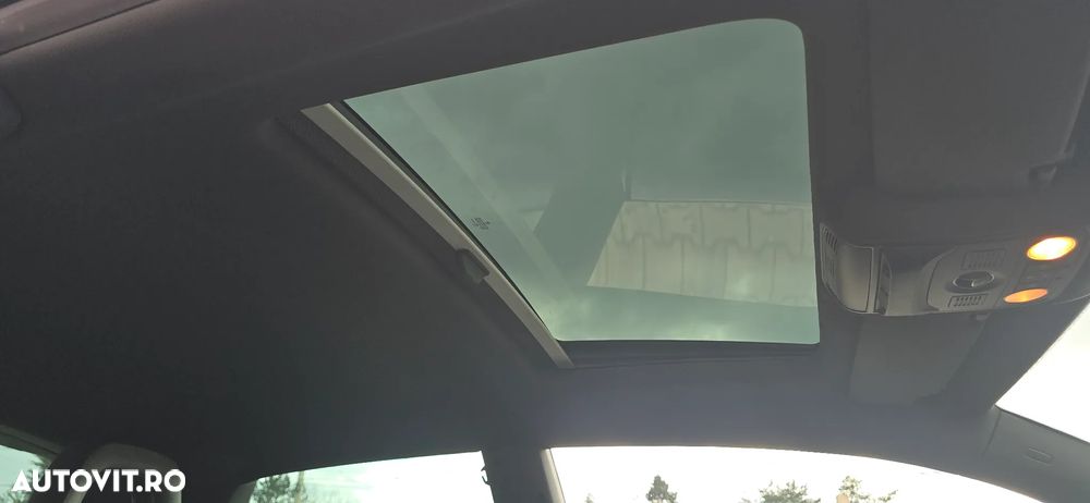 Volkswagen Scirocco - 16