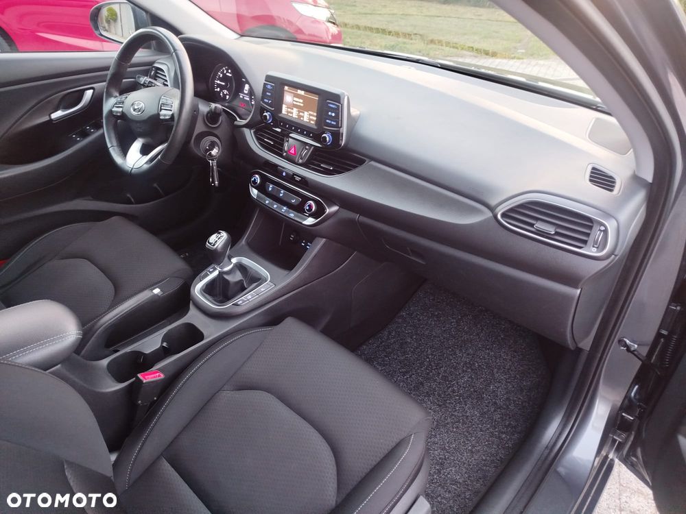 Hyundai i30 1.0 T-GDI Passion Plus - 17