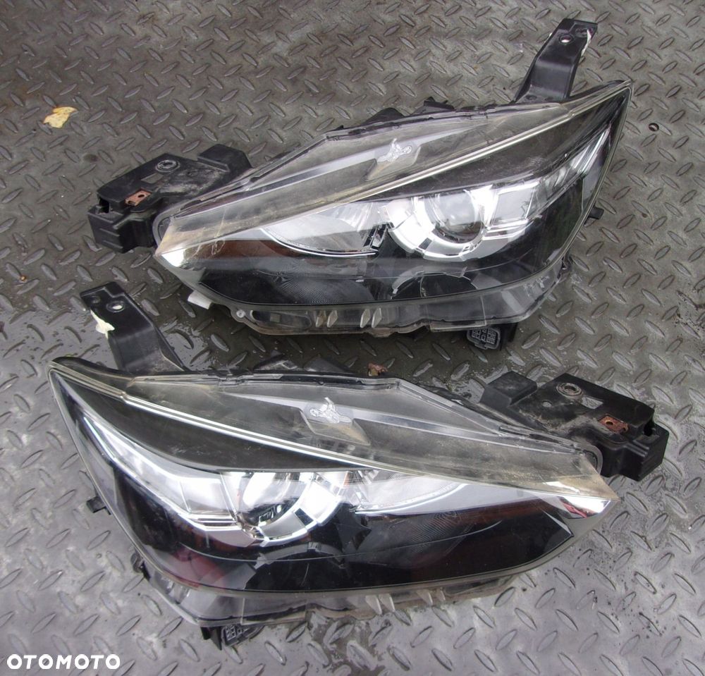 MAZDA CX3 15- LAMPA PRZÓD LED LEWA PRAWA 10 PIN - 1