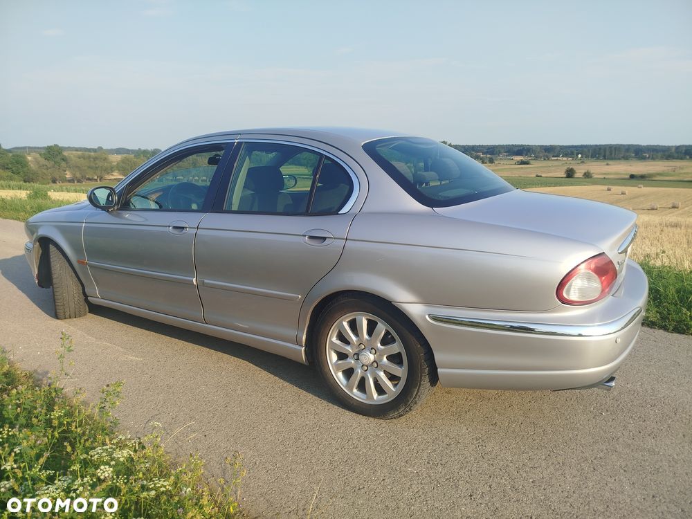 Jaguar X-Type - 1