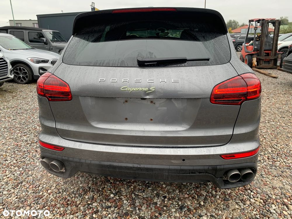 Porsche Cayenne S e-Hybrid Platinum Edition - 8