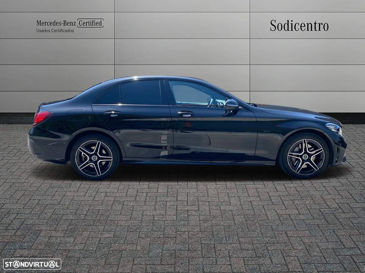 Mercedes-Benz C 300 de AMG Line - 8