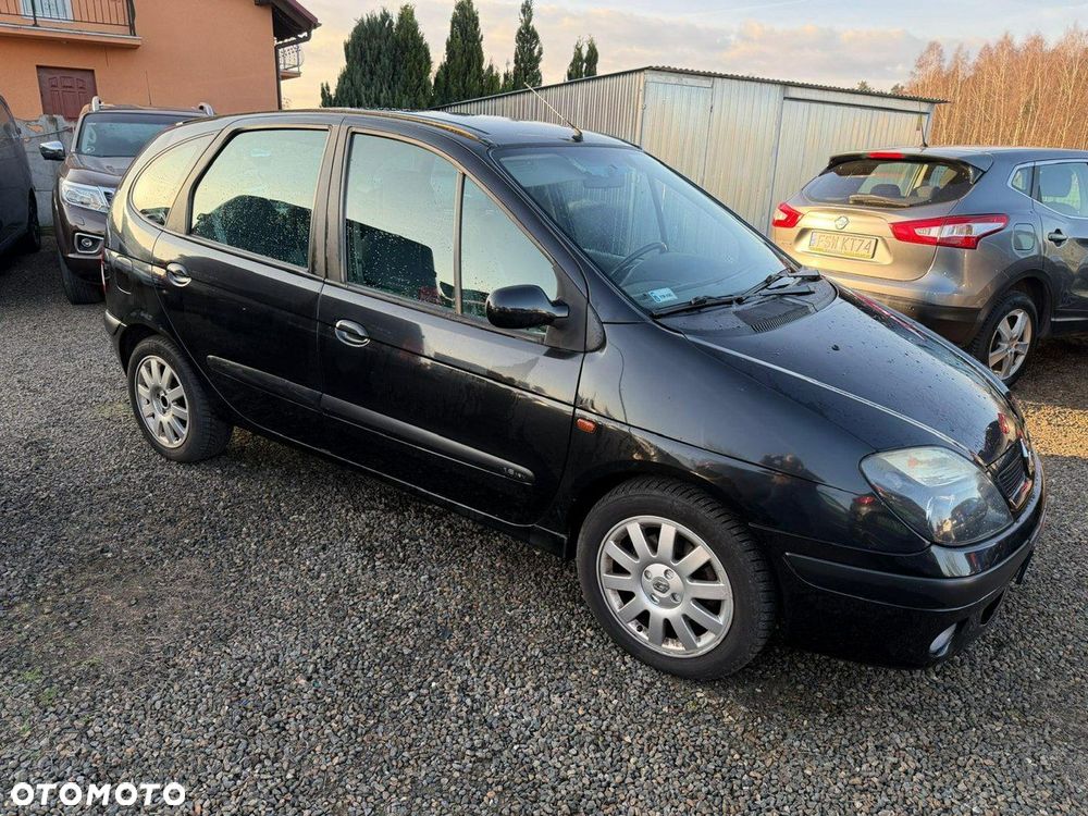 Renault Scenic - 10