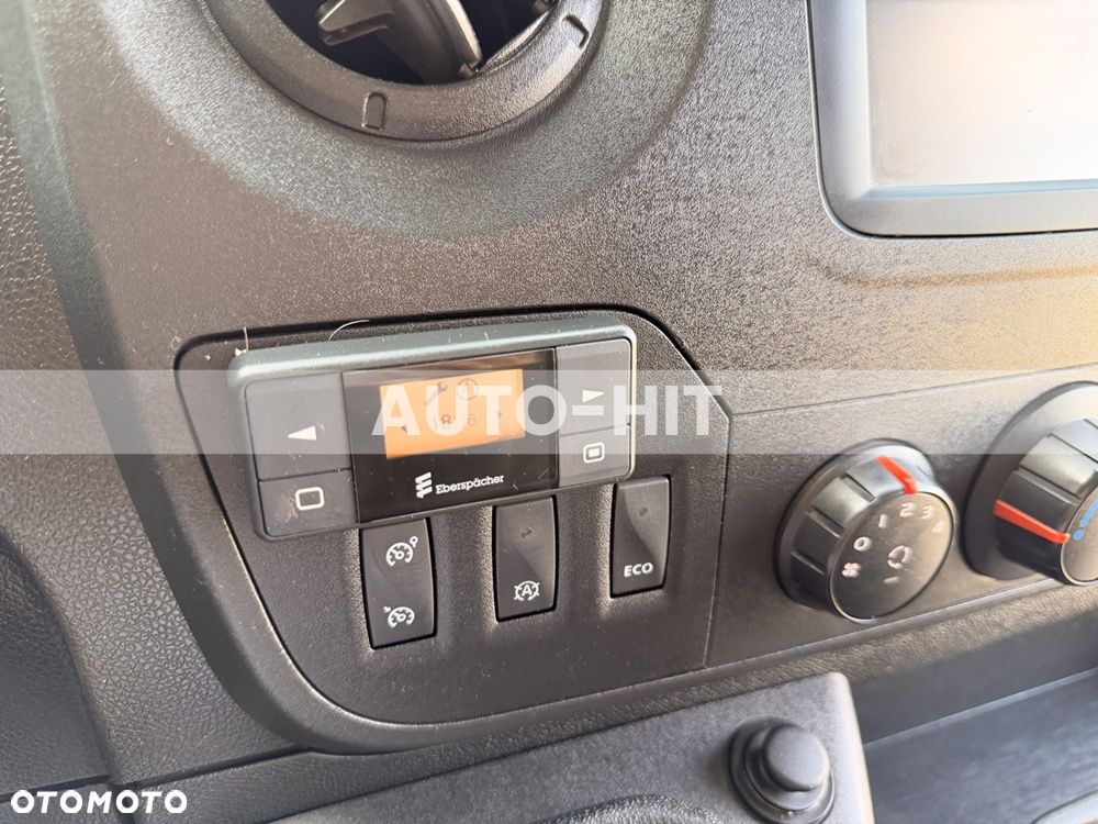 Renault Master - 32