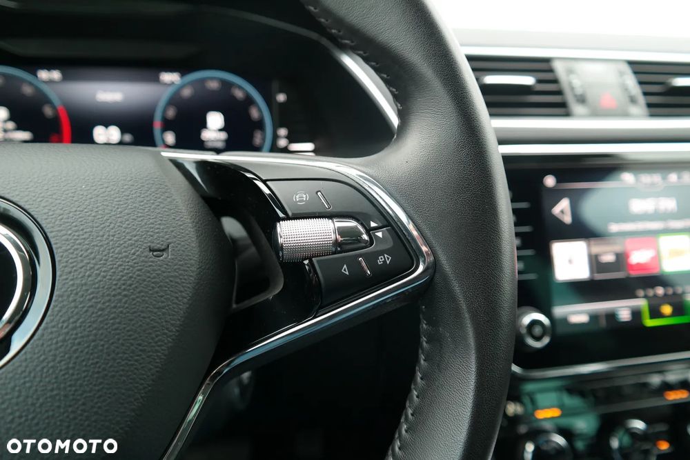 Skoda Superb 2.0 TSI Ambition DSG - 18