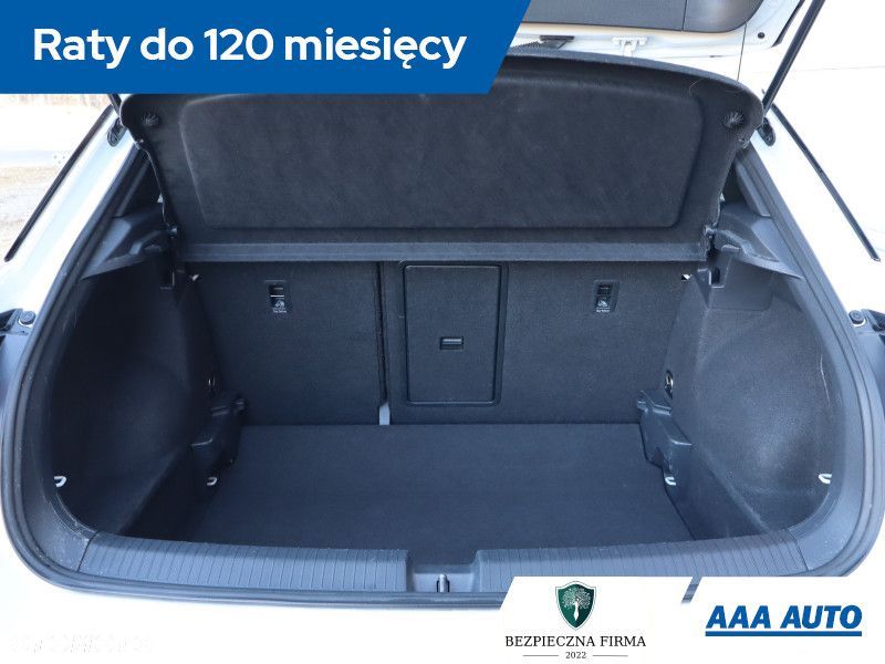 Volkswagen T-Roc - 16