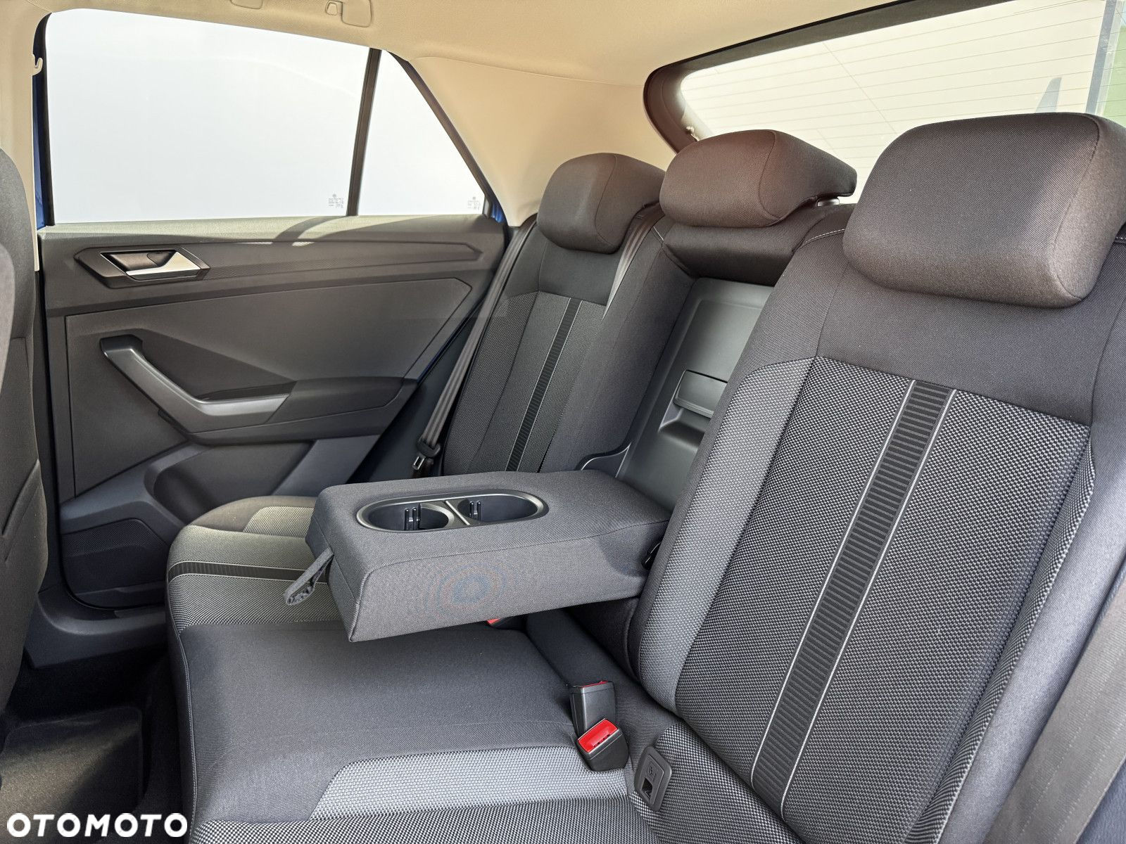 Volkswagen T-Roc 1.5 TSI Life DSG - 24